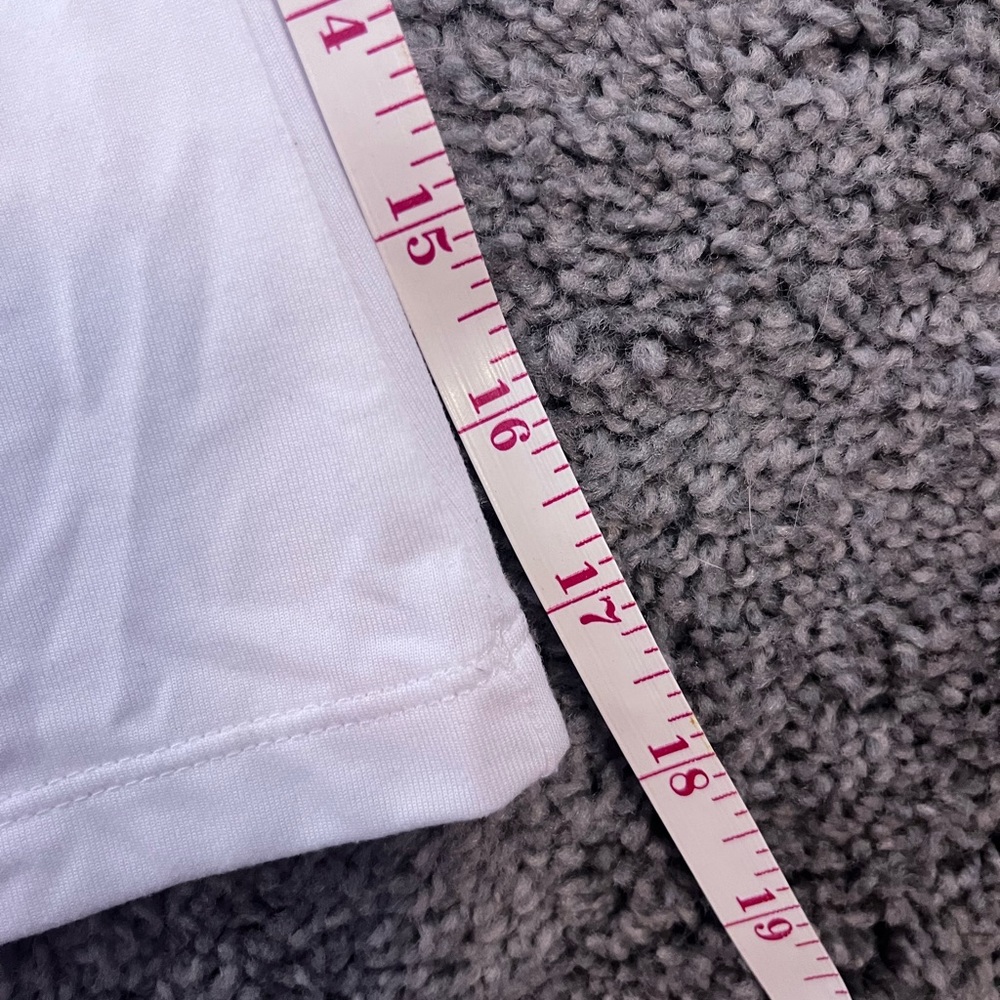 Tee - Picture 4 of 4